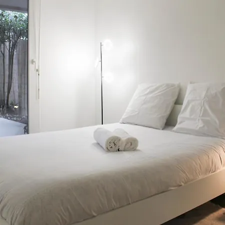 아파트 Pretty Cocoon With Private Terrace *