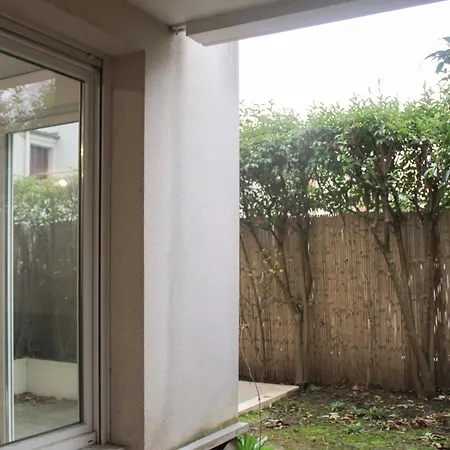 Pretty Cocoon With Private Terrace 생드니